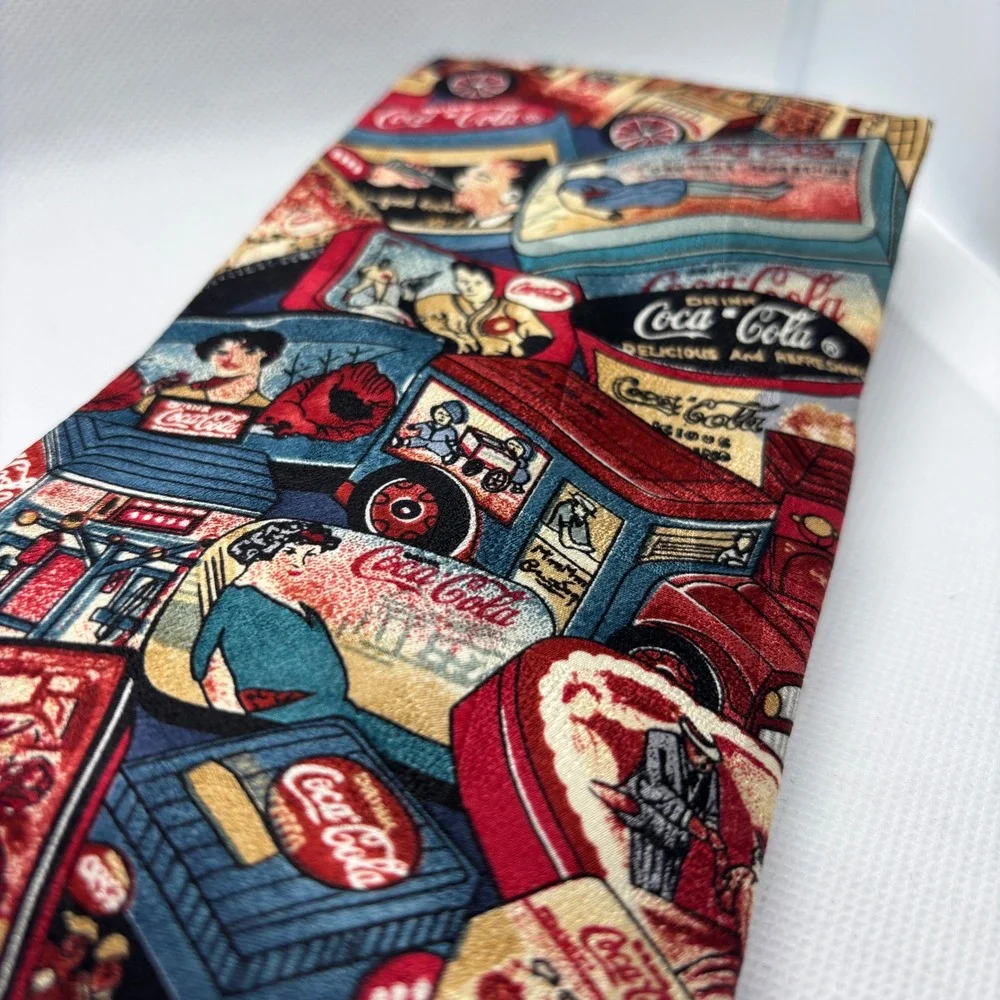 Coca-Cola‎ Necktie Mens Vintage Soda Advertisement Silk Graphic Tie Americana